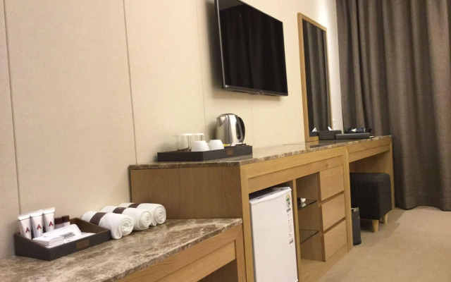 Hotel Avalon