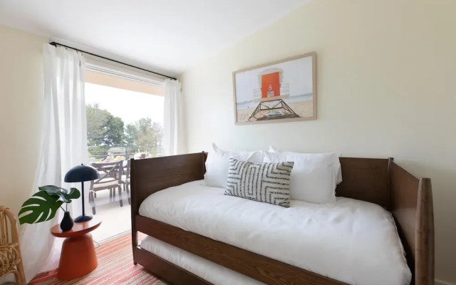 Piedra by AvantStay | Malibu Oasis w/ Patio & Spa