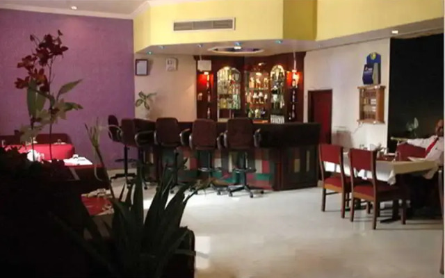 Hotel Maya International