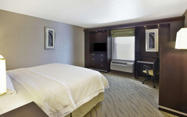 Hampton Inn & Suites Elyria