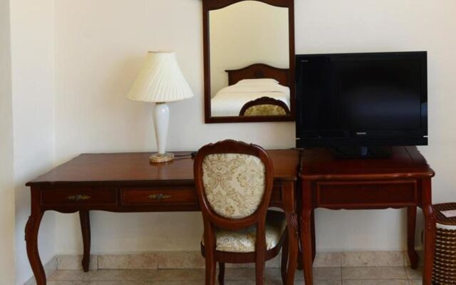 Tan Son Nhat Hotel