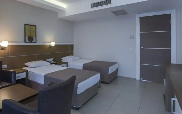 Отель Venessa Beach 