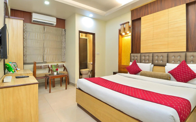 Hotel Aster Inn – Guest Rooms – Delhi