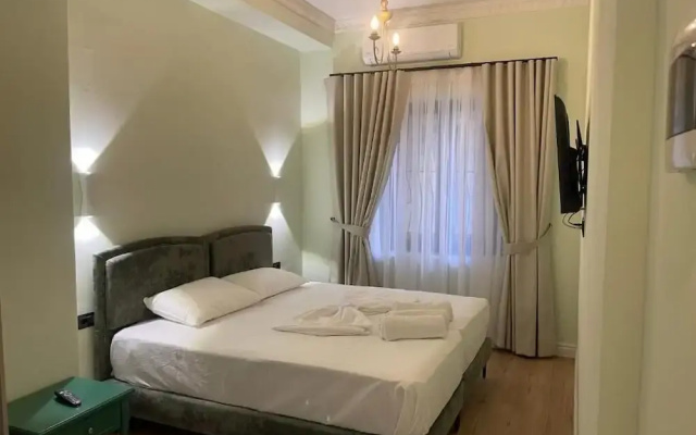 Amorino Tirana B&B