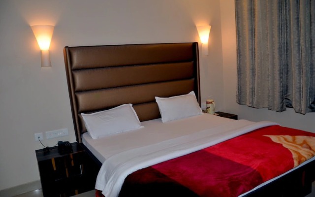 Hotel Heera Continental