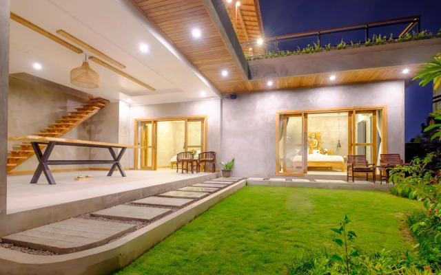 Canggu Wooden Green Paradise