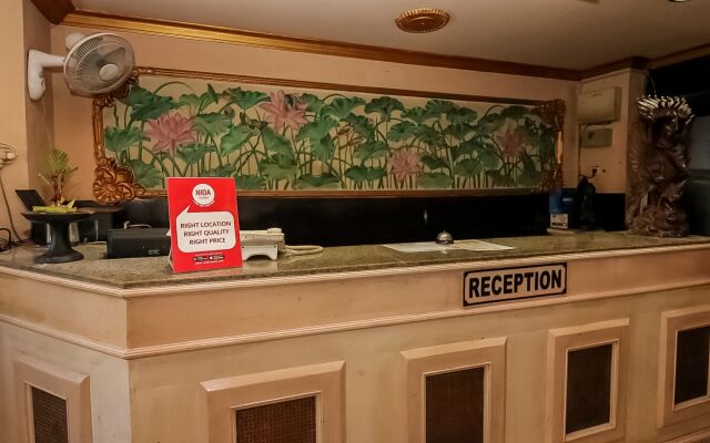 OYO 3244 Grand Chandra Hotel