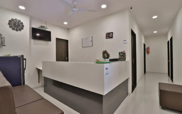 Hotel Radhanand by OYO Rooms