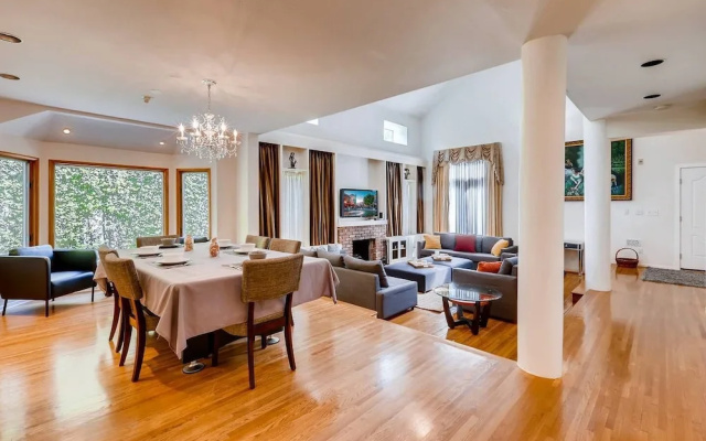 Amazing Quiet & Serene West Hollywood 5 Bedroom House Near Everything! (K1)