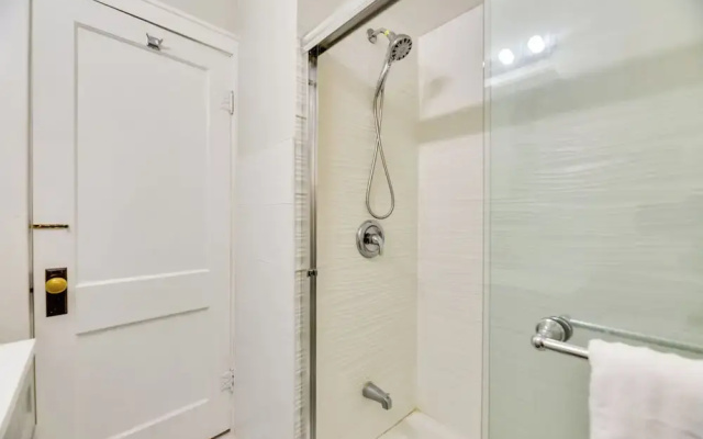 Buffalo Vacation Rental ~ 8 Mi From Canalside!
