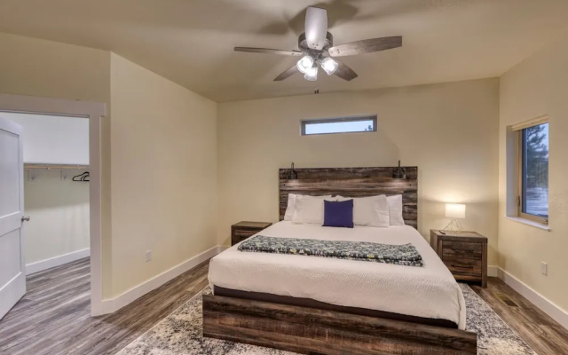 Black Hills Retreat-hardrocker Haven