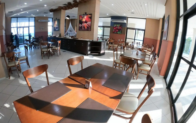 Tropical Executive Hotel