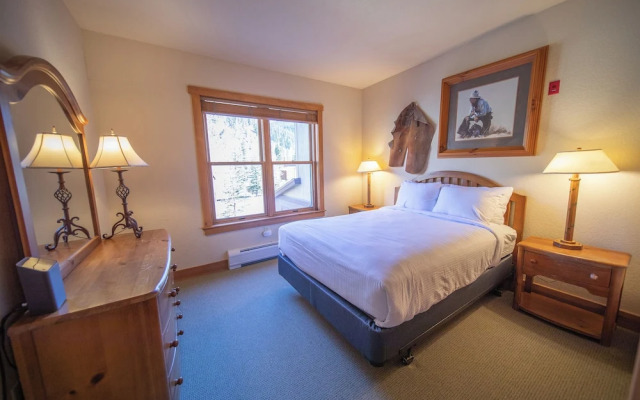Red Hawk Townhomes 2337