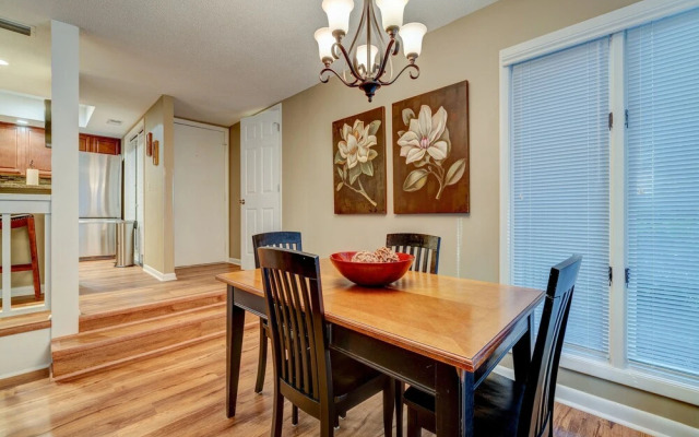 St. Andrews Common by Vtrips