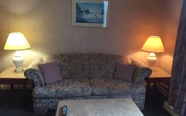 Tropicana Suite Hotel