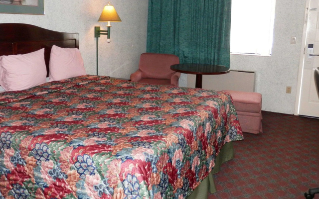 Magnuson Hotel Fowlerville