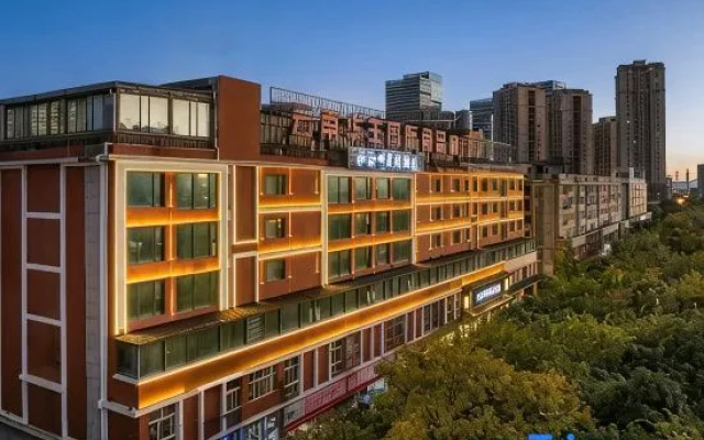 Kunming Guandu Muyunpan Garden Resort Hotel (Hai Le World Shijicheng Changhong West Road Branch)