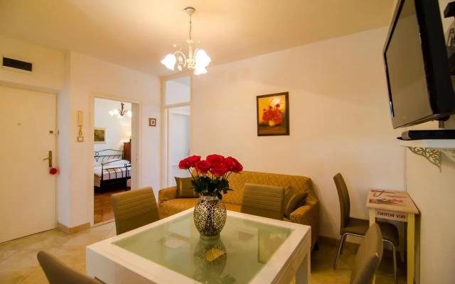 Turkish Tower Apartment