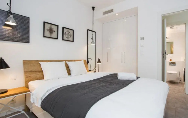 Angel Wawel Luxury Apartments by Amstra