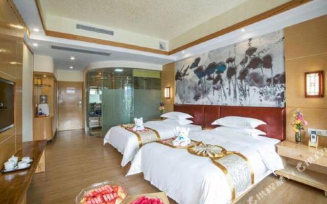 Xinyinzhan Hot Spring Holiday Resort