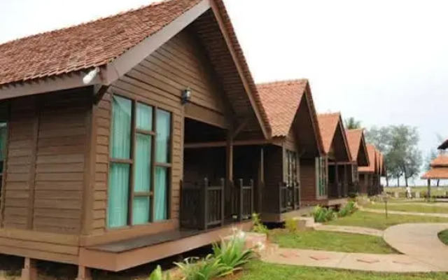 The Manor Beach Resort