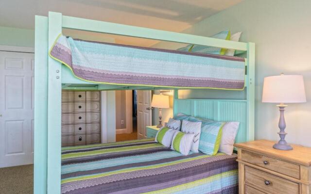 Pier Pleasure by Oak Island Accommodations