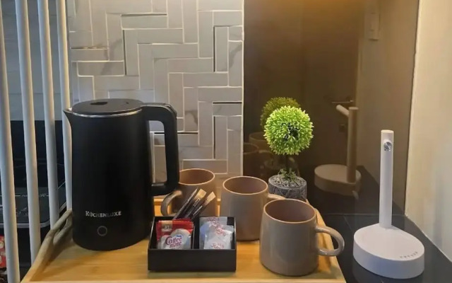 Stylish Condo Room in Iloilo City With Shared Pool