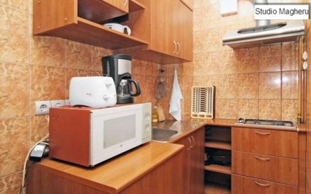 4 Stars Magheru Studio