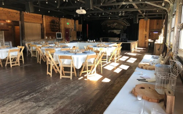 Mountain Village Lodge