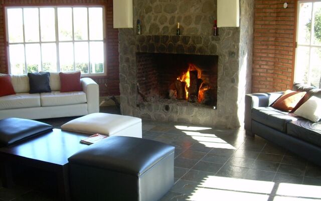 La Barraca Hotel & Resort