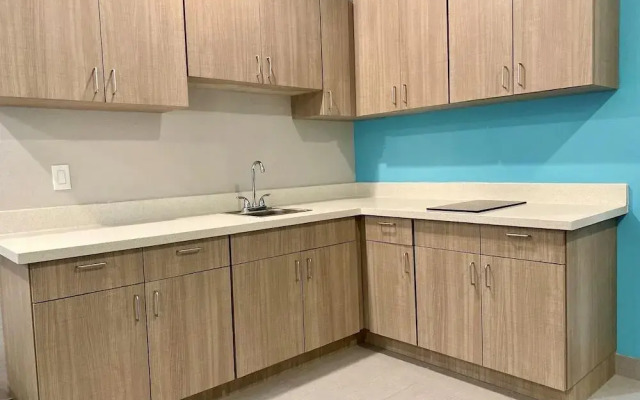Americas Best Value Inn Houston Willowbrook