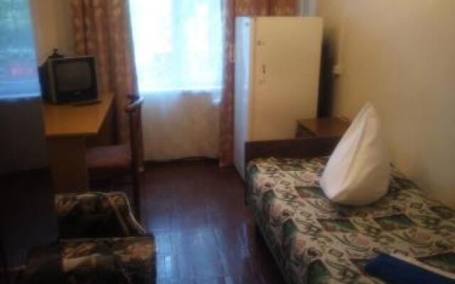 Economi Hotel Kraskovo