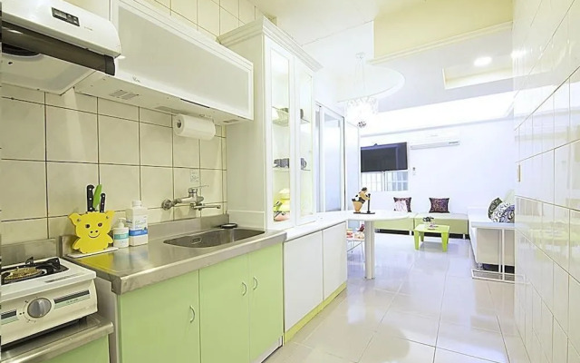 Garden House- Tainan Station