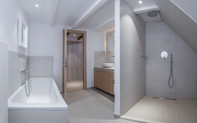 Beachfront Villa Feodora Grande