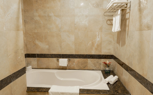 Ninh Binh Legend Hotel