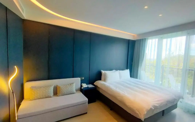Hayata Hotel (no children under 12 years old)
