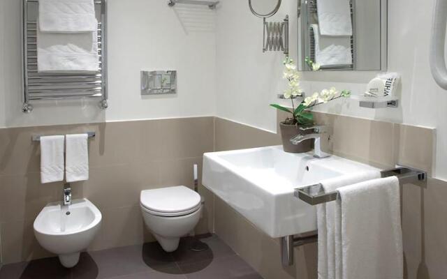Regola Suite