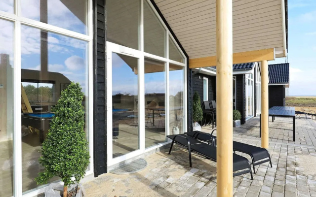 18 Person Holiday Home in Ringkobing