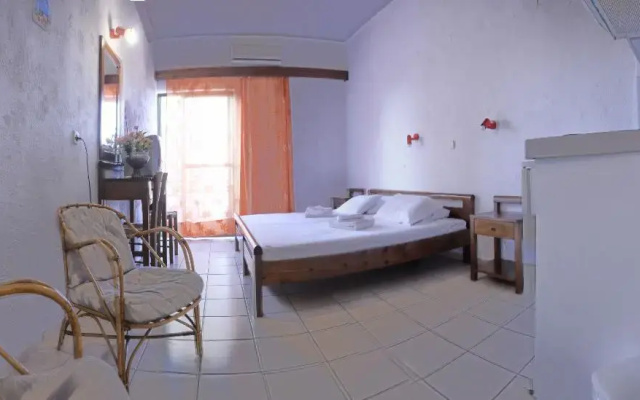 Violetta Hotel