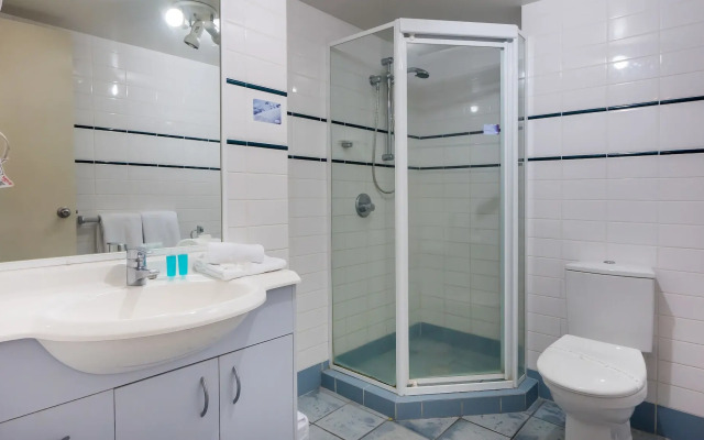 Santa Anne By The Sea