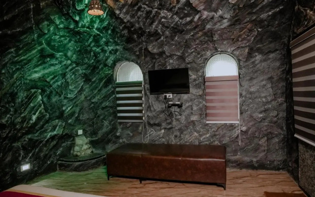 5 BHK Homestay in Odappallam, Wayanad, by GuestHouser (ACC3)