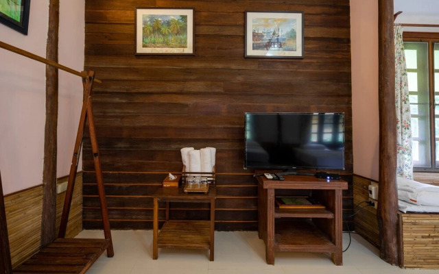 Donsak Orchid Resort