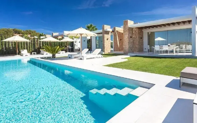 Bellavista Luxury Estate