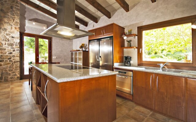 Finca Alzina