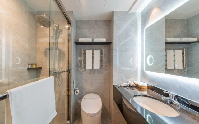 Rezen Select - Ningbo Railway Station, Tianyi Square