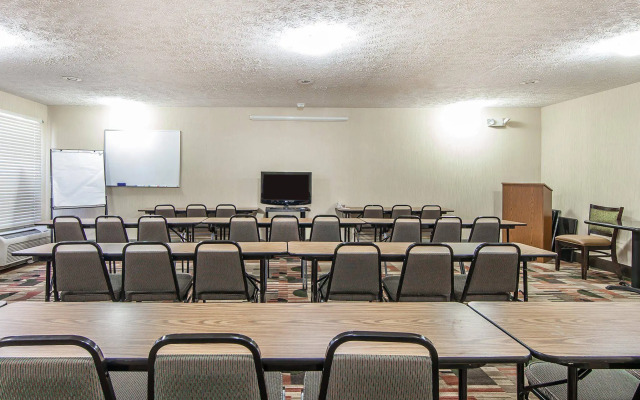 Quality Inn & Suites Portsmouth