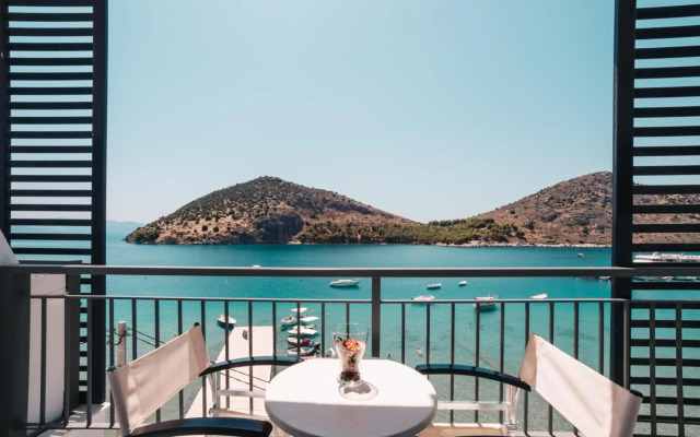 Minoa Hotel