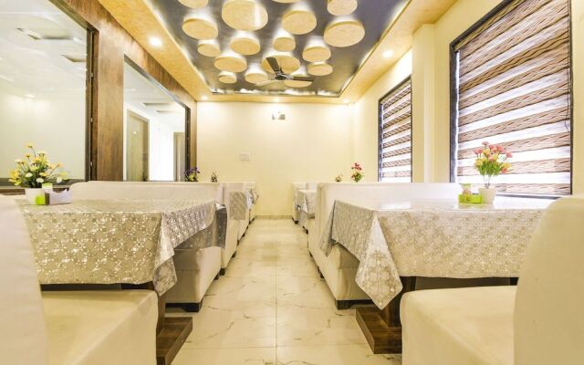 FabHotel Heaven Grand
