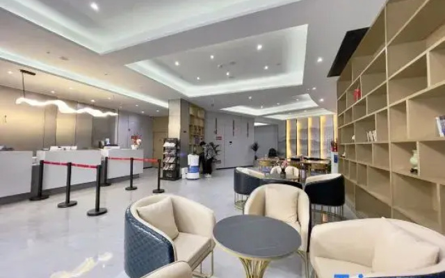 Whale Wars E-sports Hotel (Yuyao Government Store)