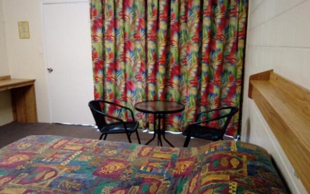 The Islands Inn Motel